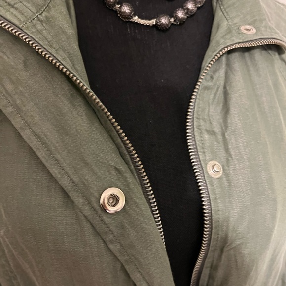 Thin cinched waist jacket - Picture 3 of 6